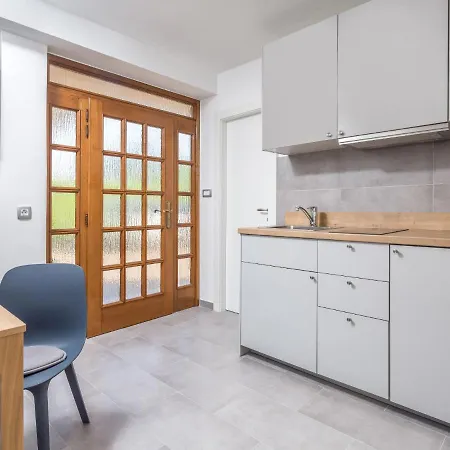 Beni-1 By Interhome