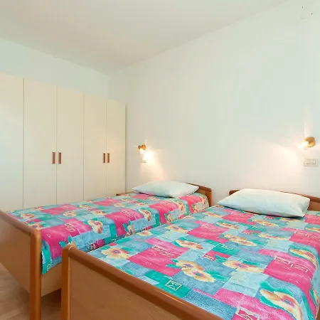 Beni-1 By Interhome *