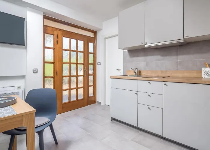 Beni-1 By Interhome